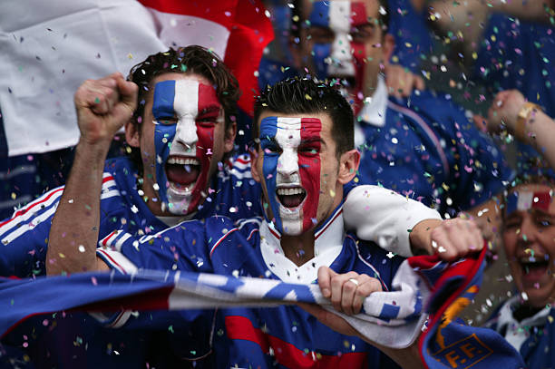 济与旅游业 济与旅游业